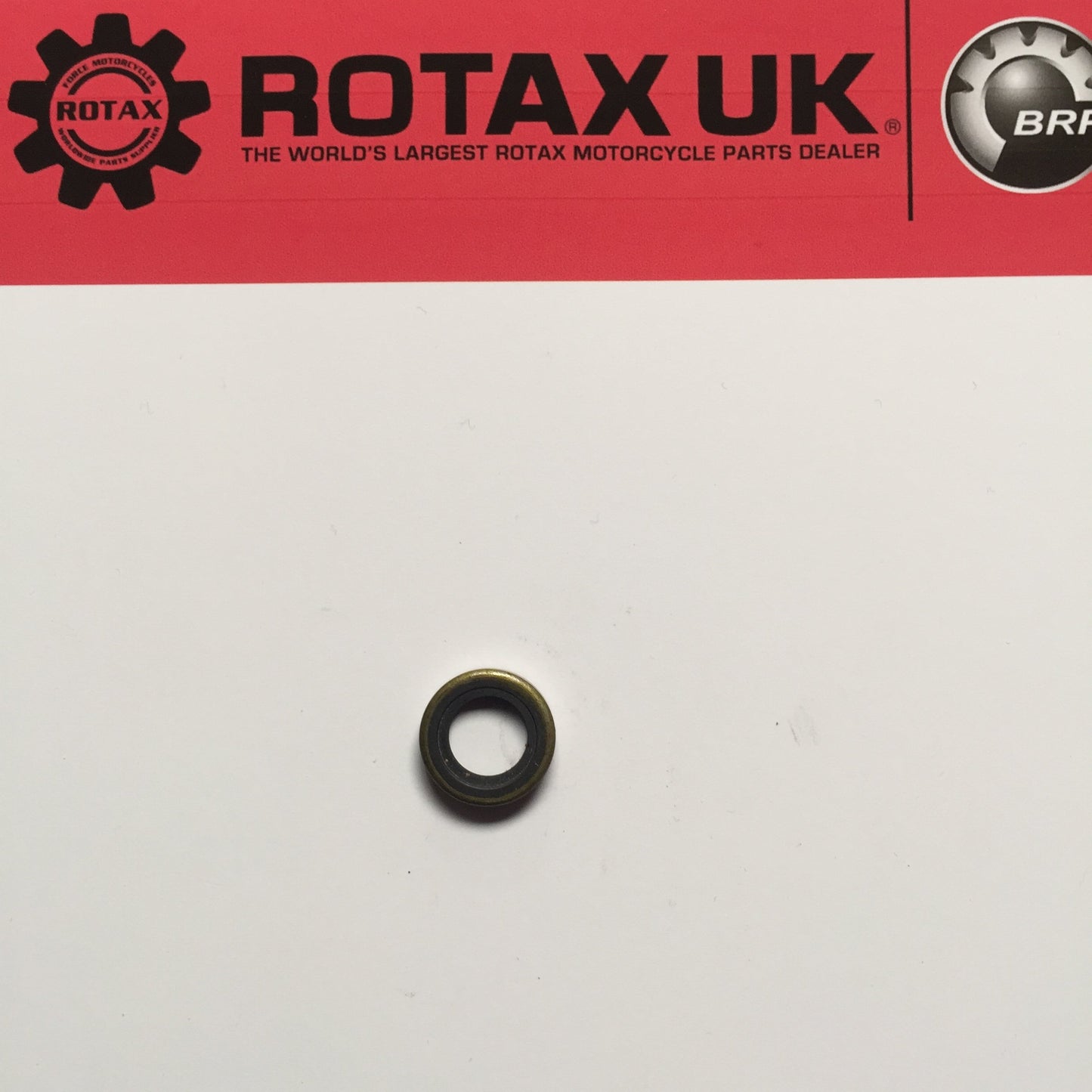 230870 - Oil Seal for engine types: 348, 504, 560, 604.