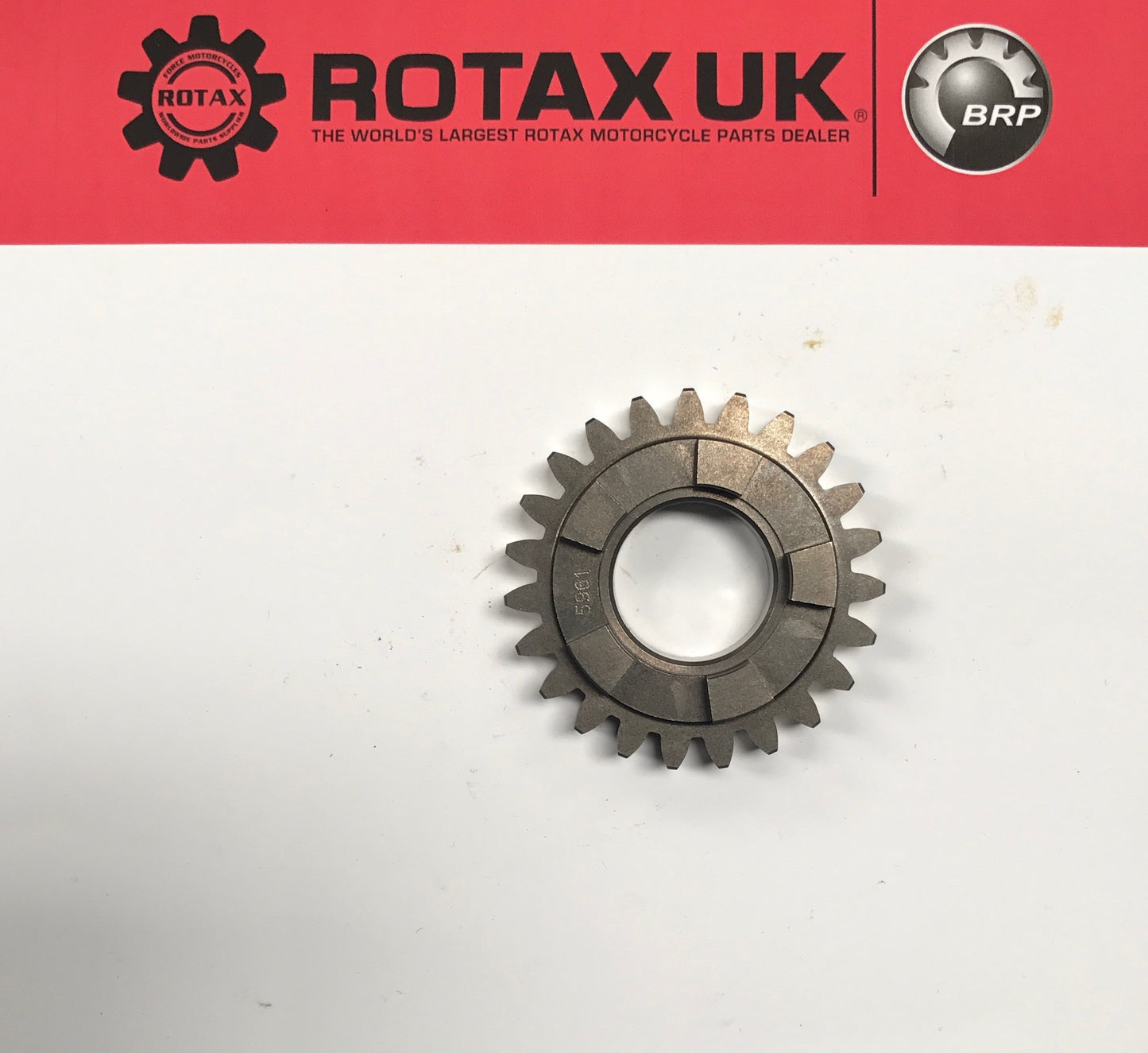 235961 - Free Pinion 23T for engine types 128, 256, 258