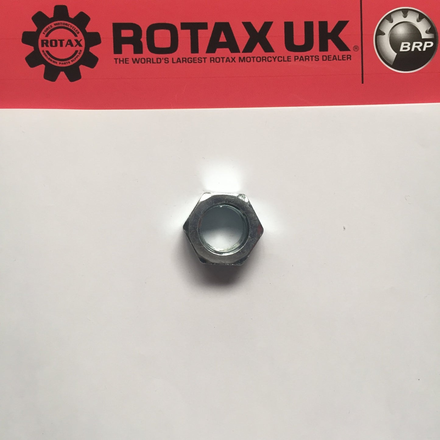 242710 - Crank Nut M16x1.5mm for engine types: 348, 504, 560, 604, 605.