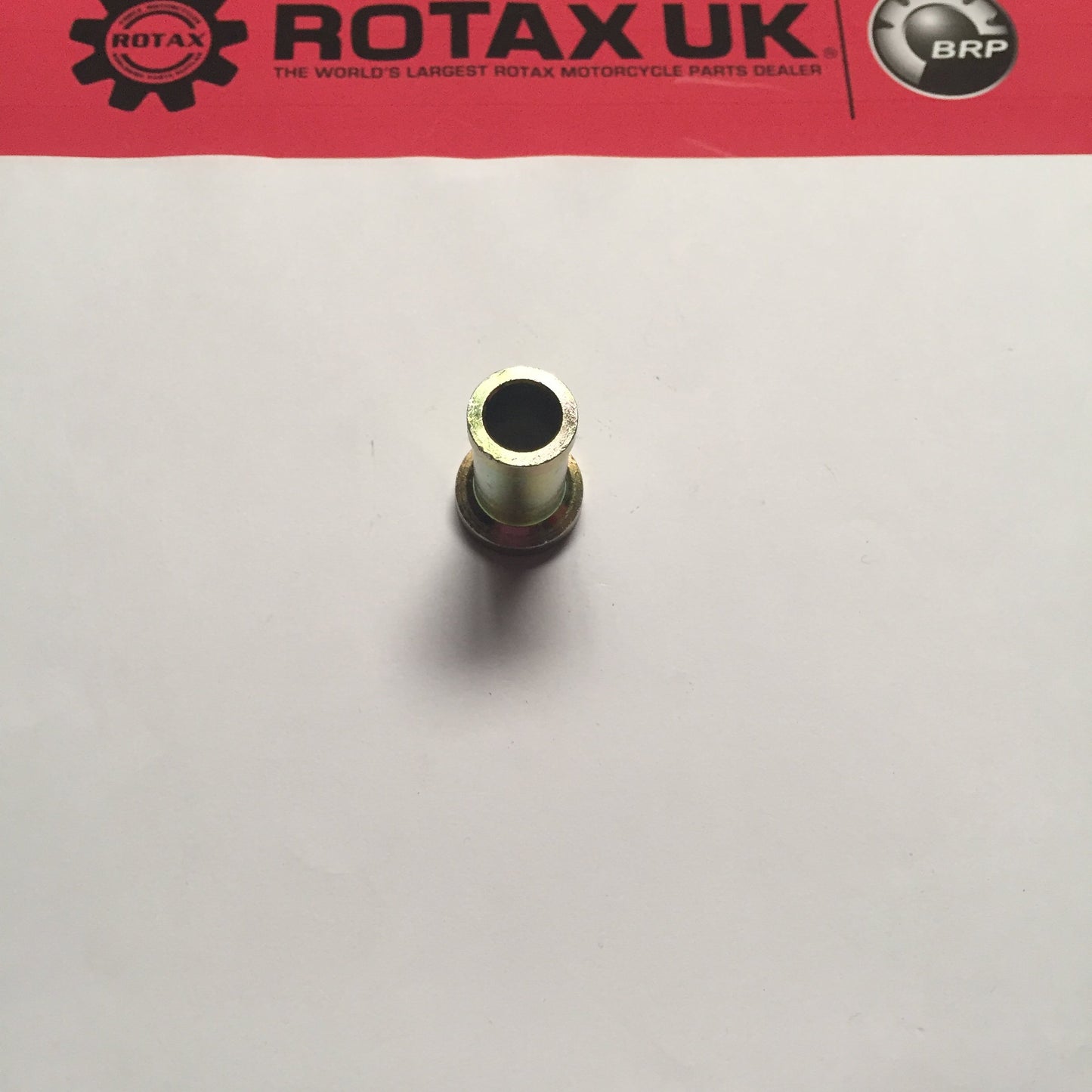 247720 - Distance Sleeve for engine types: 504, 560, 604, 605.