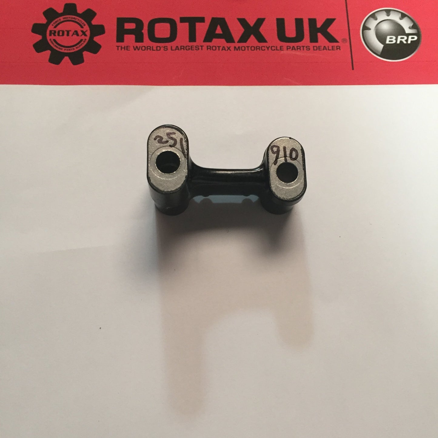 251910 - Small Starter Distance Blocker for engine types: 348, 504.