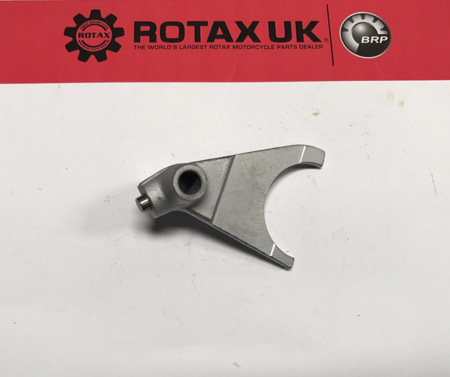 258045 - Shift Fork Assy for engine types: 128, 256, 258