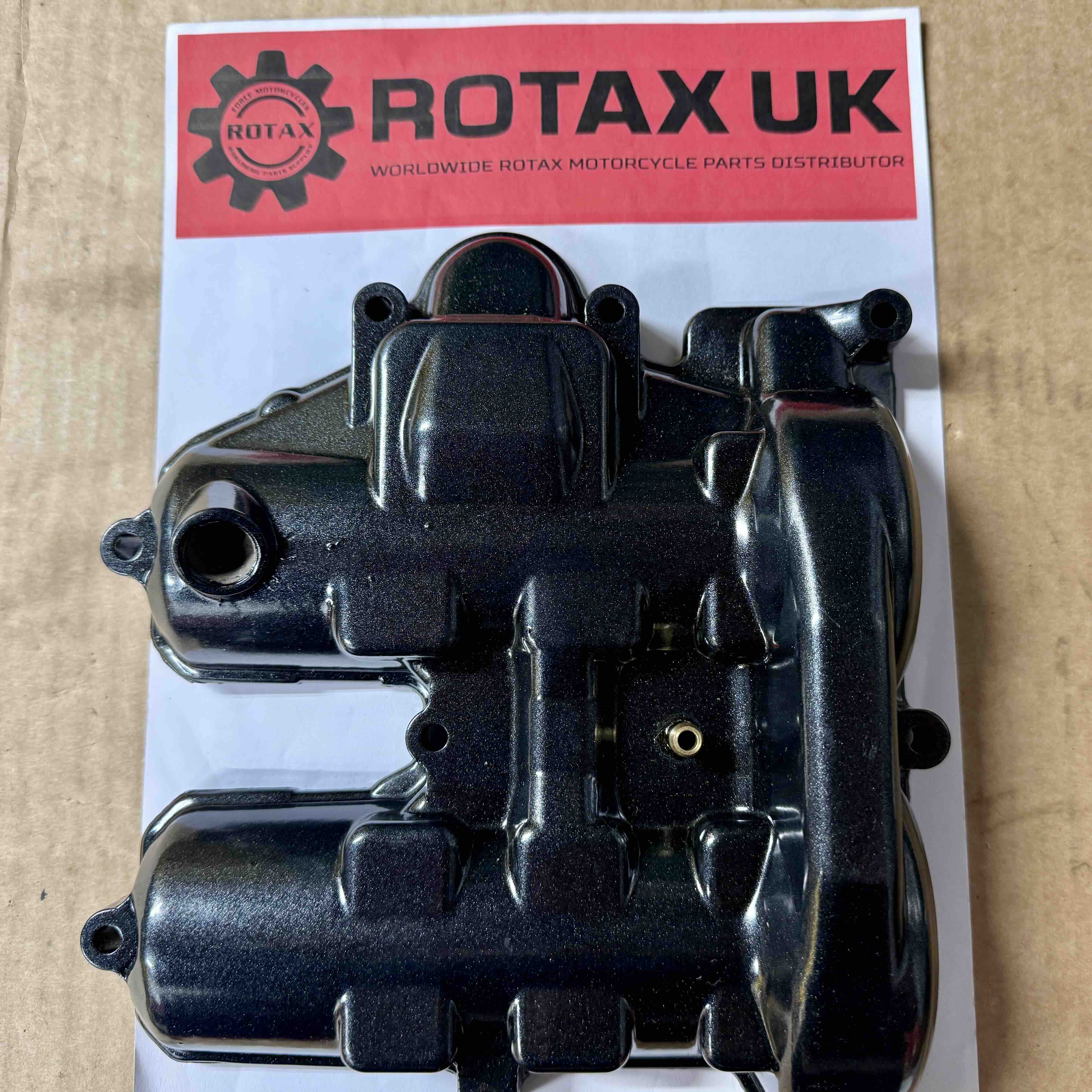 210-678 - Rocker Cover Black | Rotax UK