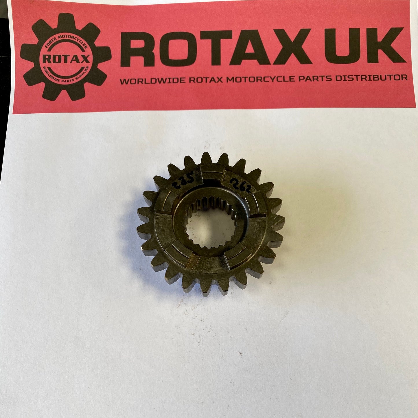 235-262 - Gear Pinion 16 / 19 Tooth